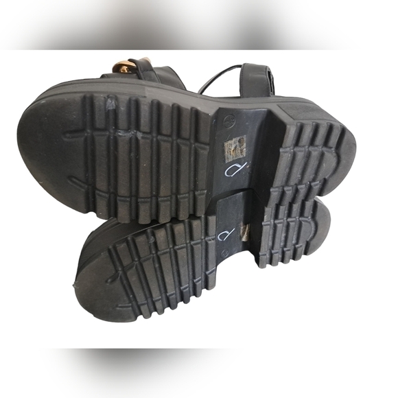 TRUFFLE COLLECTION black platform chunk thick chain sandals Academia Wednesday 7 - Picture 5 of 8